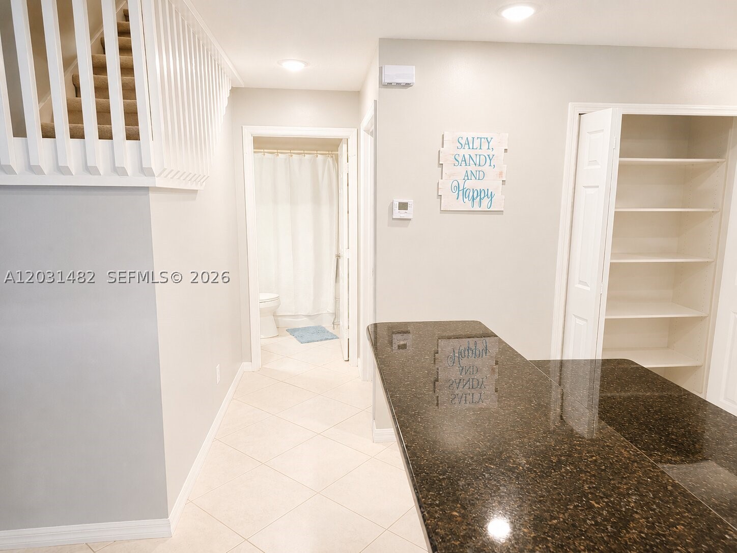 BREAKERS LANDING - Residential Lease
