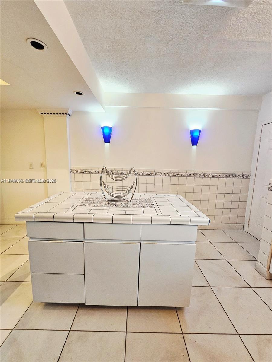 GARSAN APTS INC CONDO - Residential