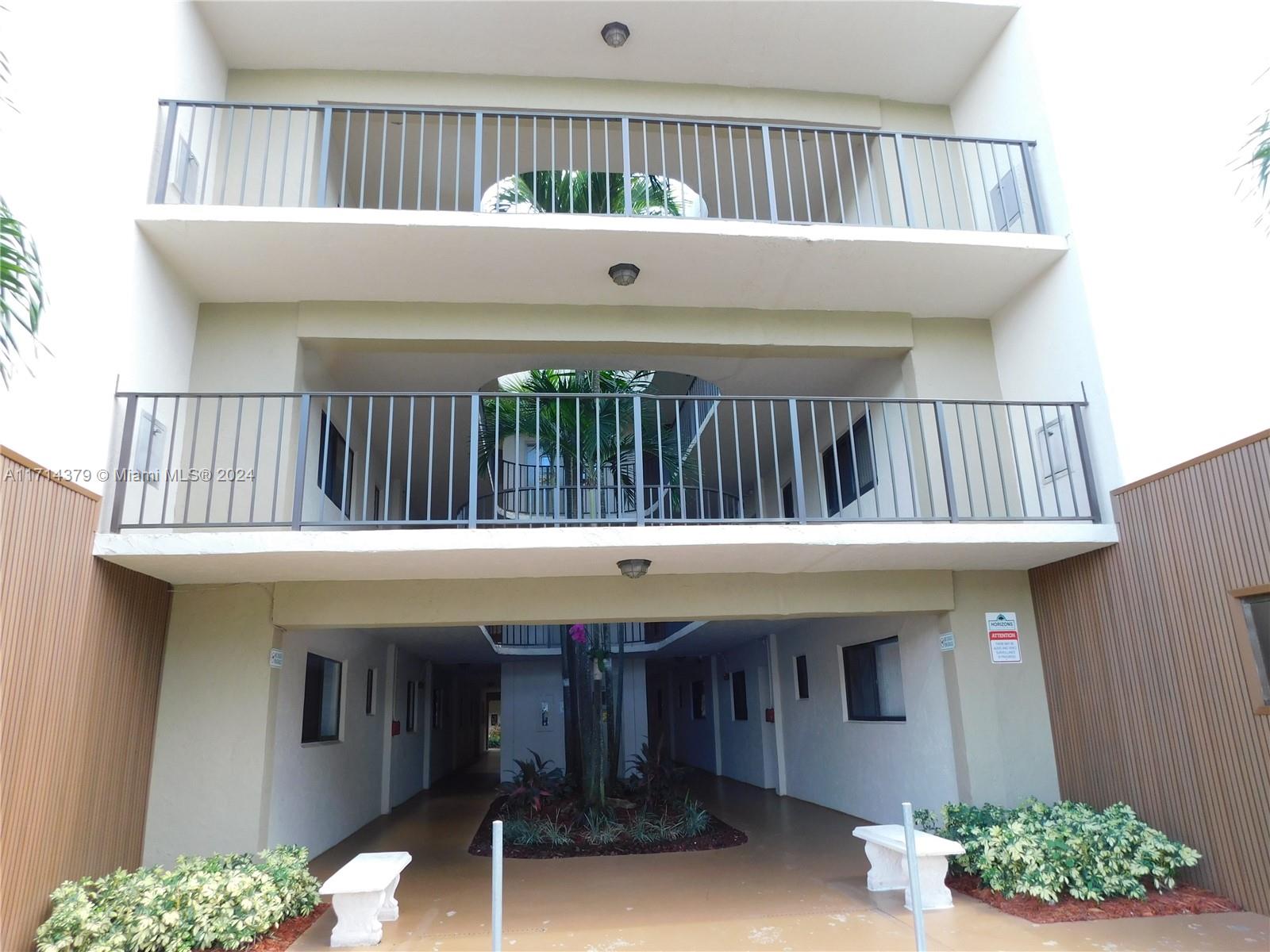 THE HORIZONS CONDO #4 - Residential Lease