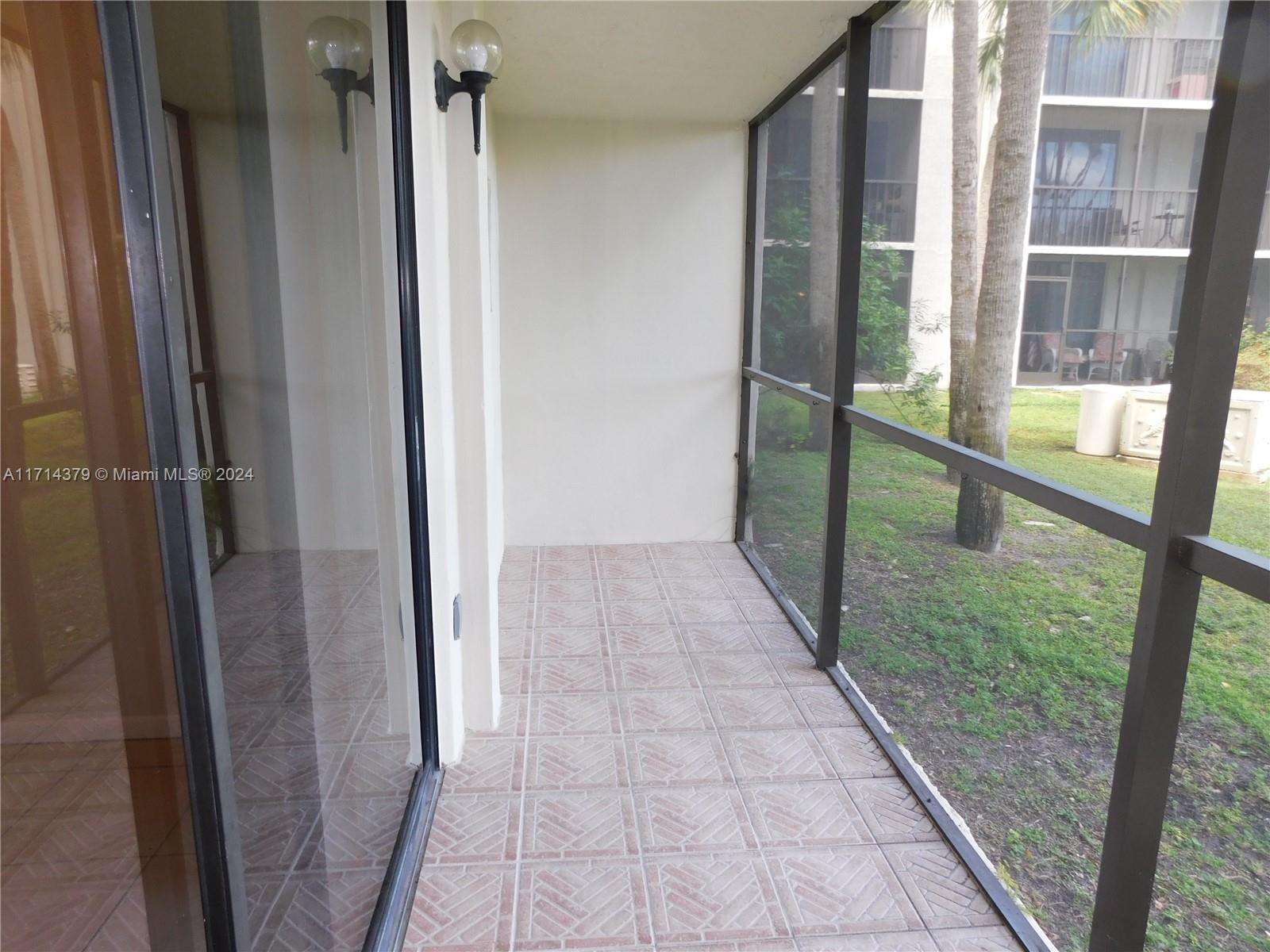 THE HORIZONS CONDO #4 - Residential Lease