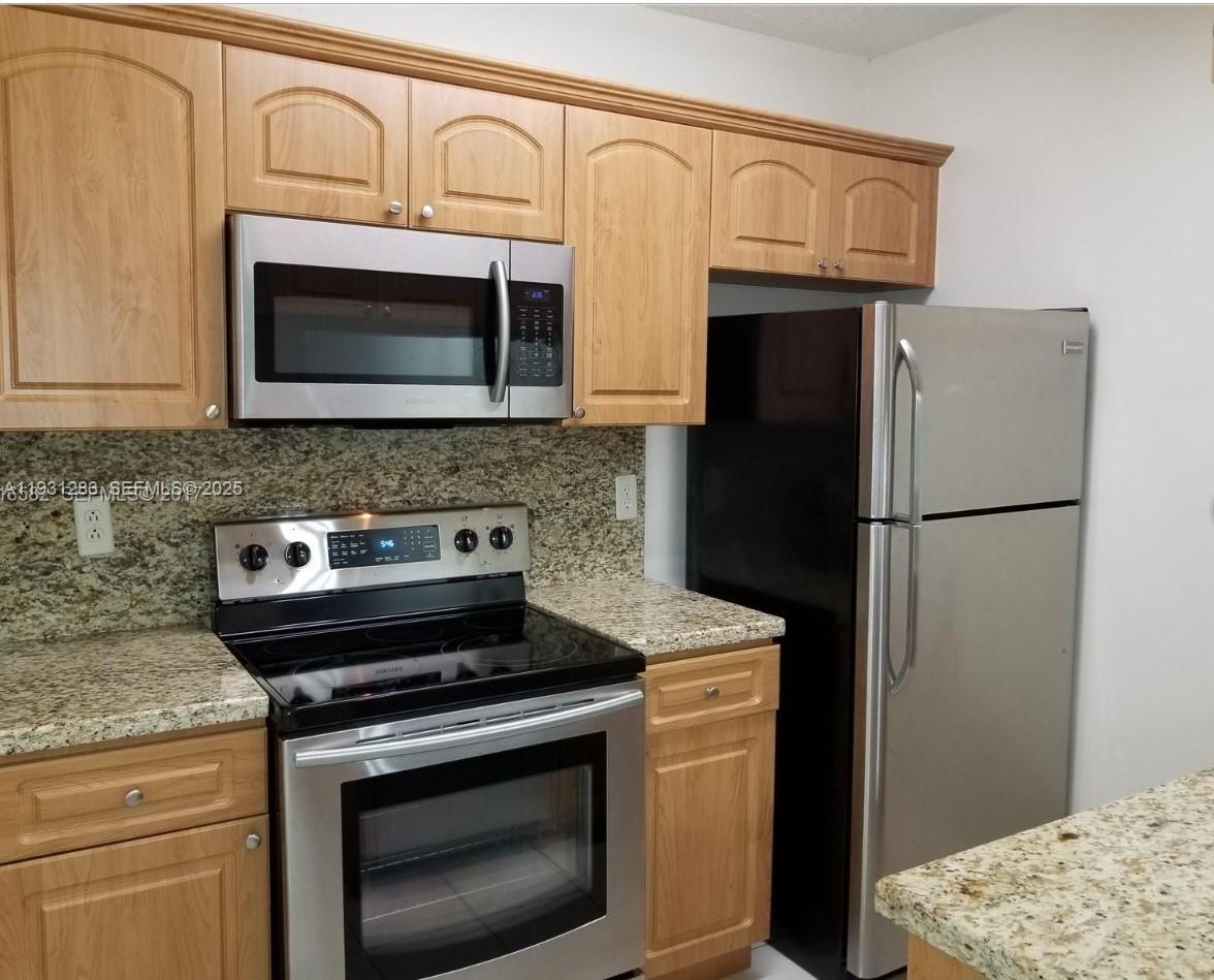 GREENTREE CONDO II - Residential