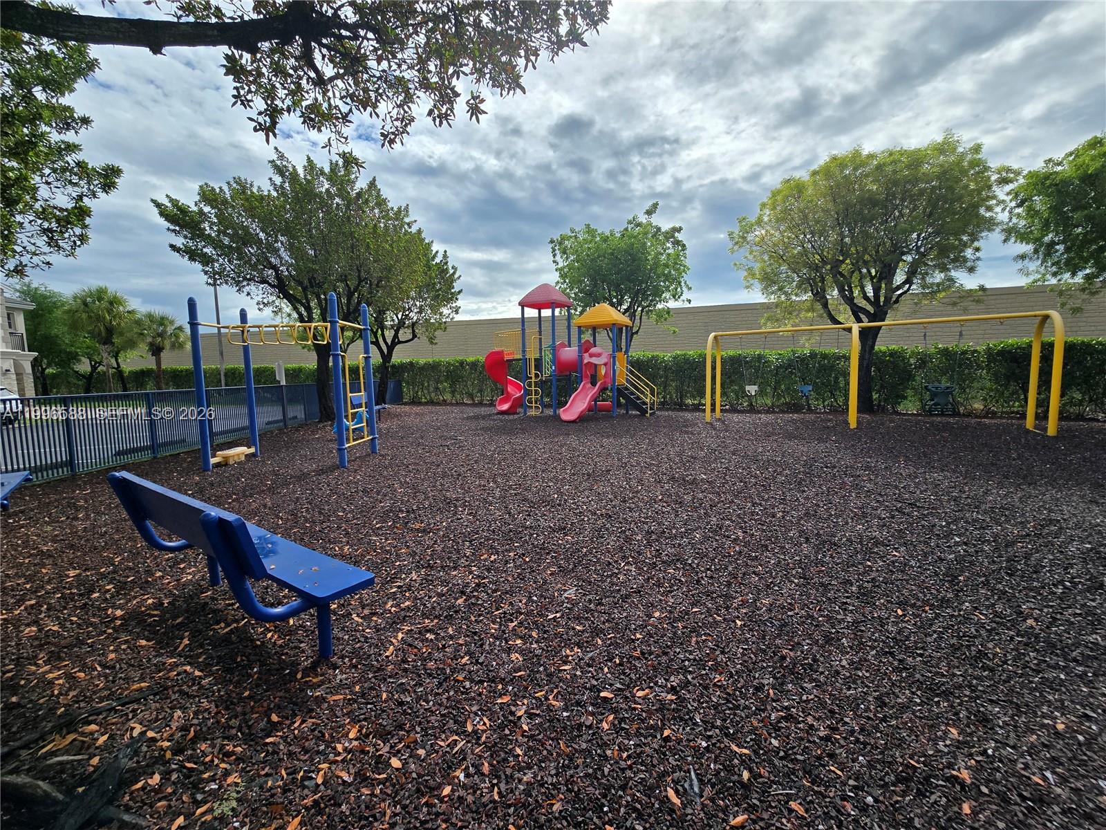 KENDALL VILLAGE TOWNVILLA - Residential