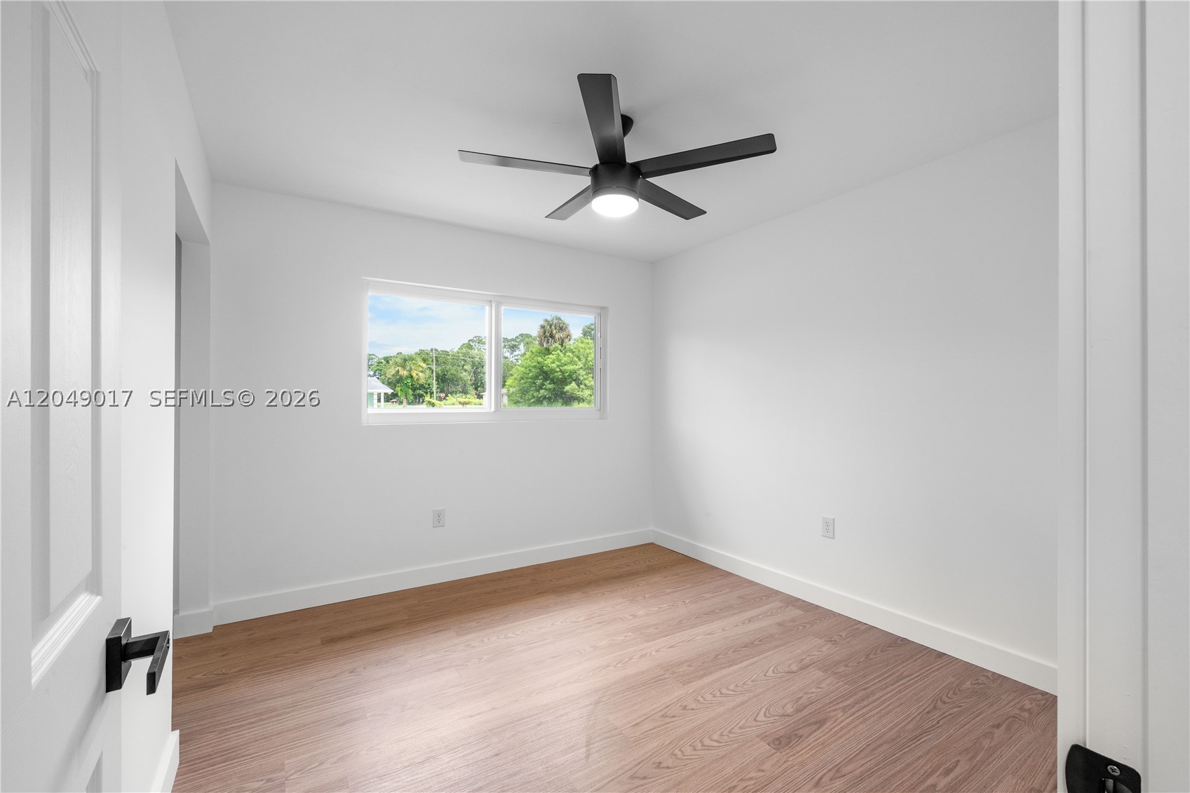 SUNLAND GARDENS - Residential