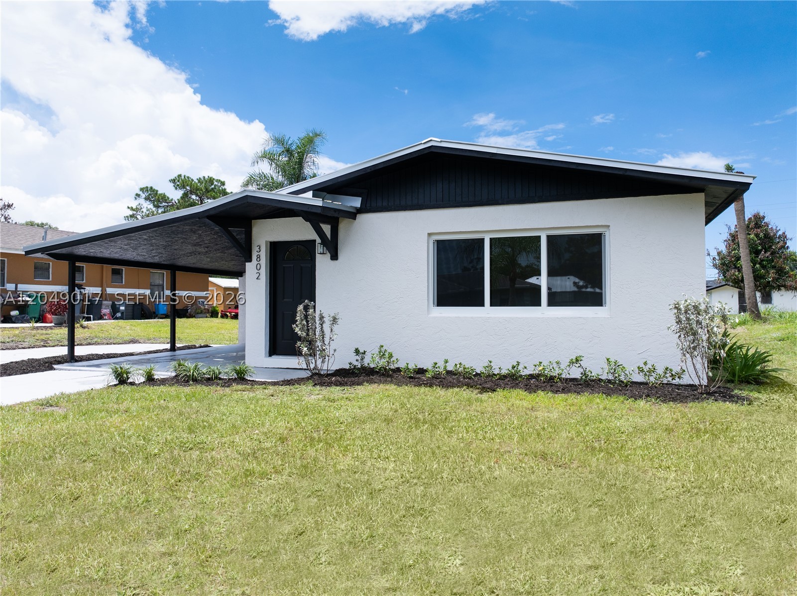 SUNLAND GARDENS - Residential