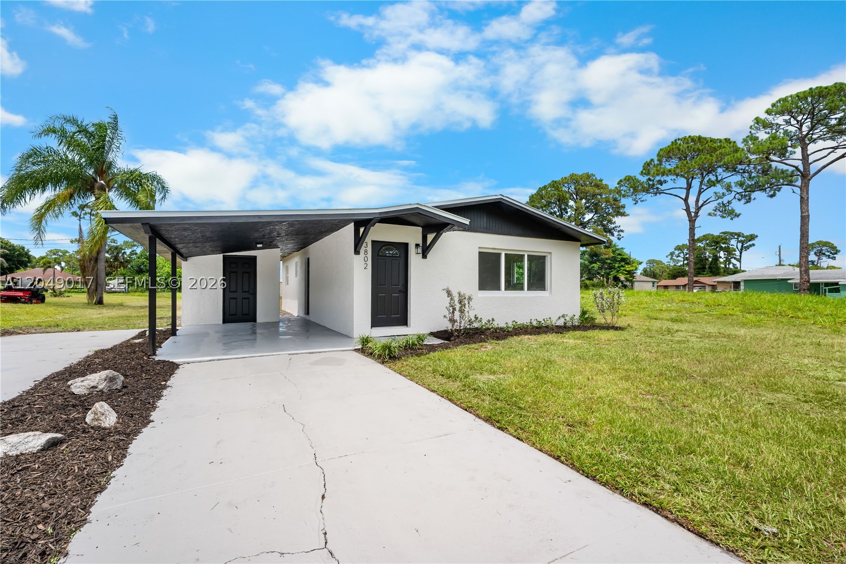 SUNLAND GARDENS - Residential