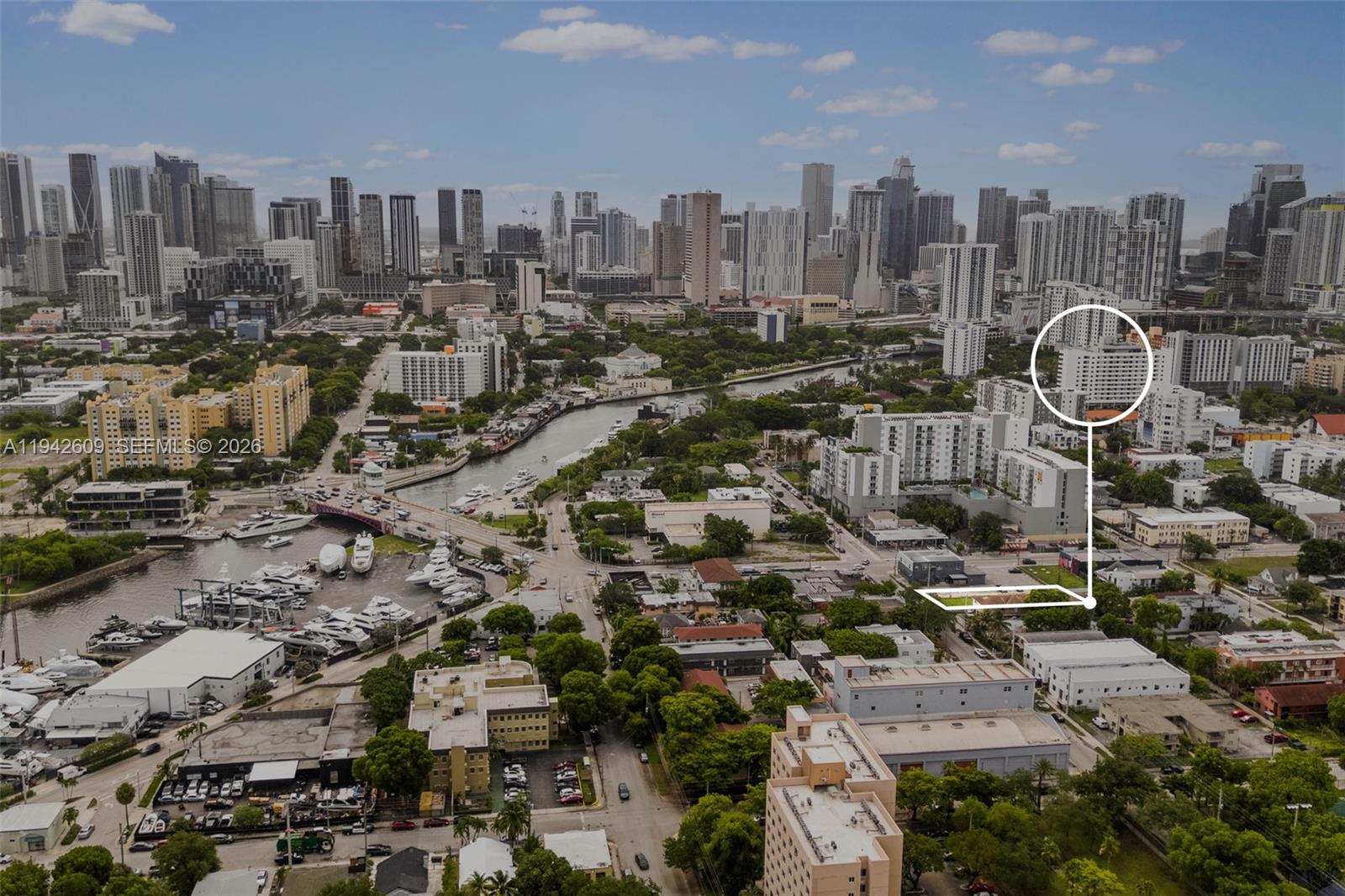 BRICKELL RIVERVIEW - Land