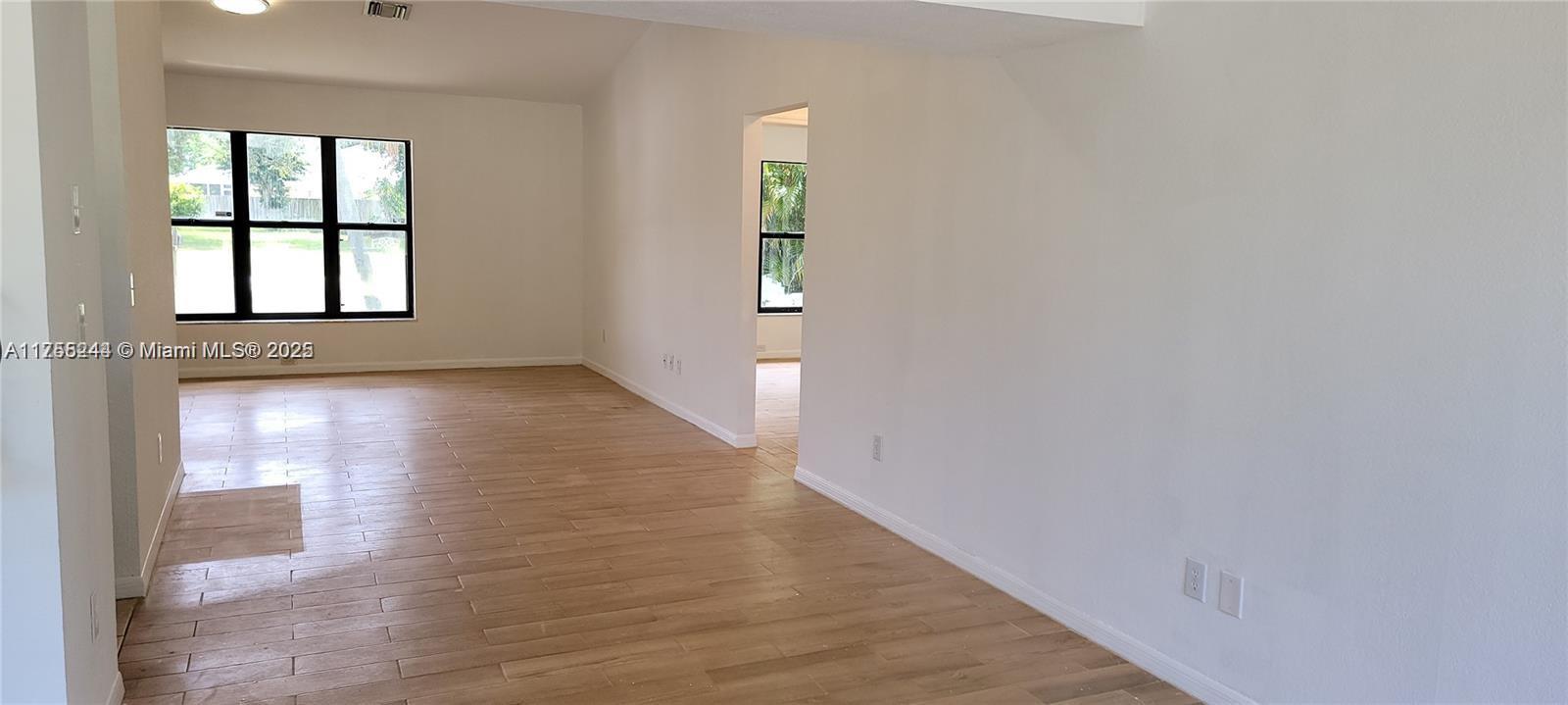 PORT ST LUCIE SECTION 30 - Residential Lease