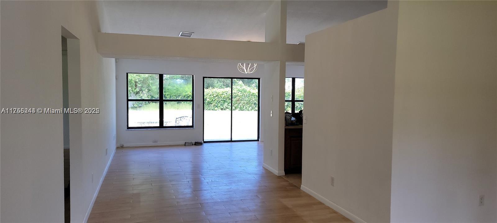 PORT ST LUCIE SECTION 30 - Residential Lease