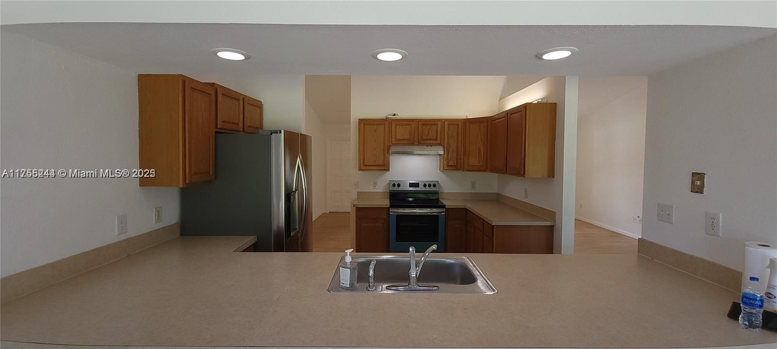 PORT ST LUCIE SECTION 30 - Residential Lease