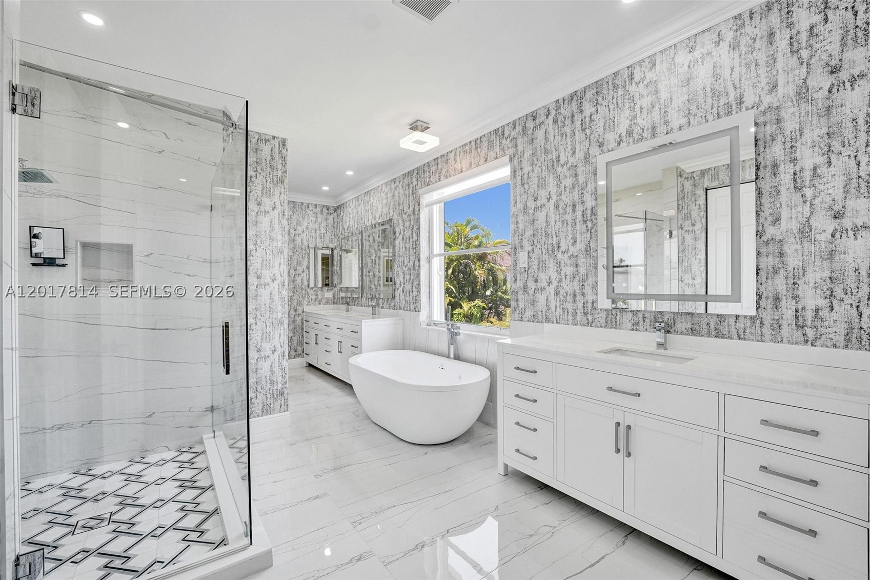 SUNSET LAKES PLAT TWO - Residential