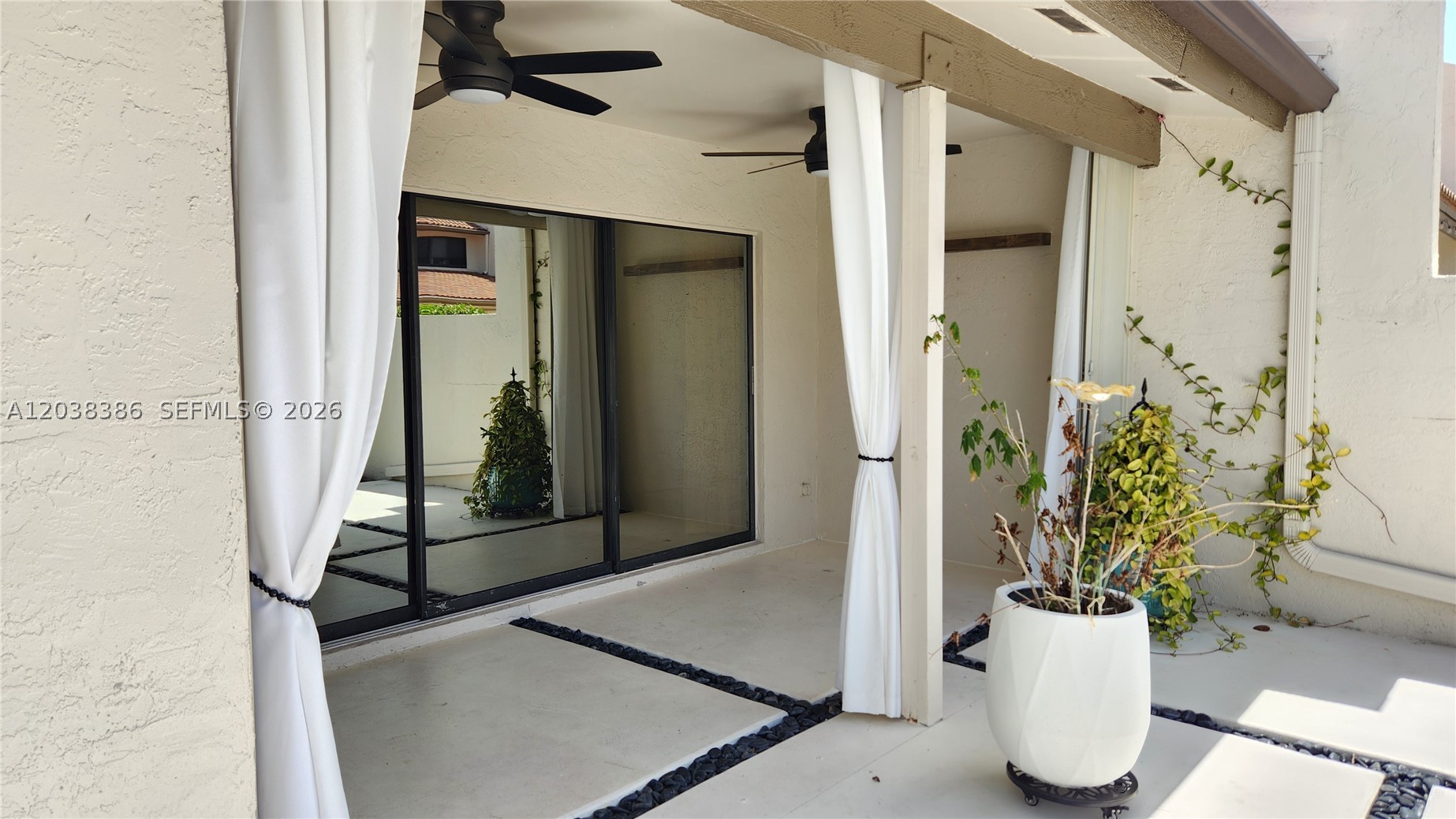 KINGS COURT WEST - Residential Lease
