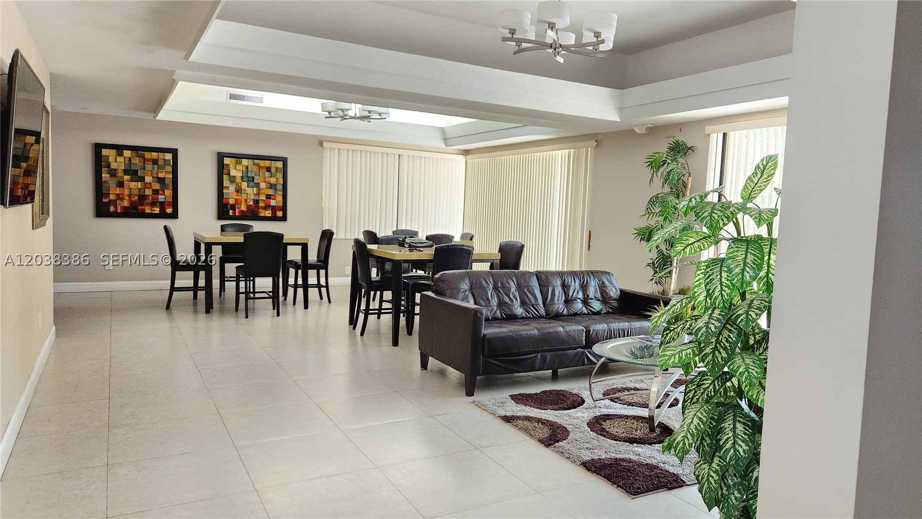 KINGS COURT WEST - Residential Lease