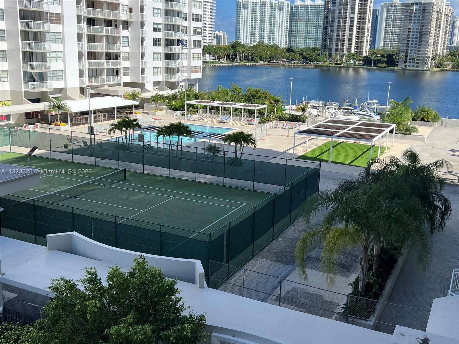 DEL PRADO MARINA - Residential