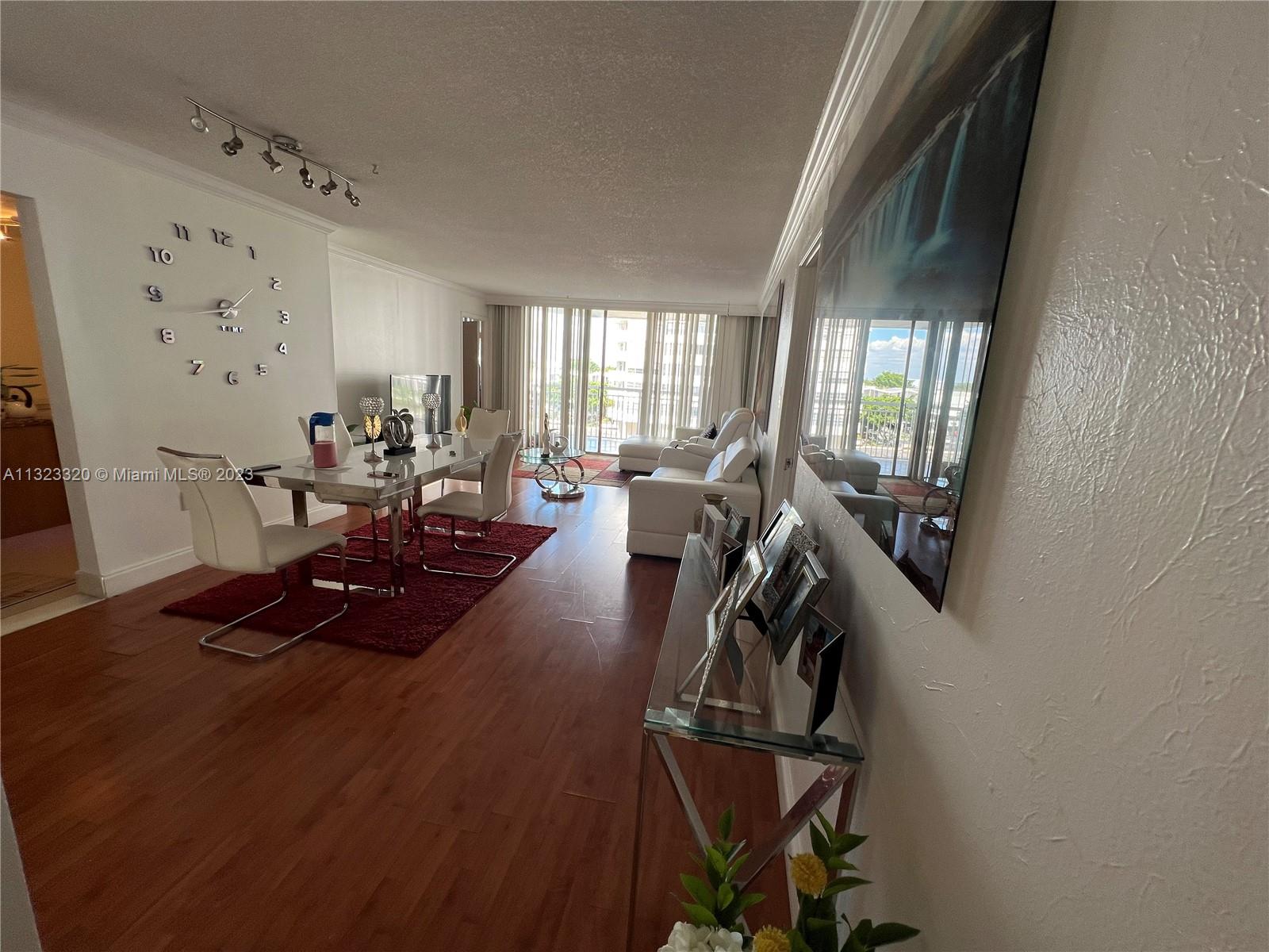 DEL PRADO MARINA - Residential