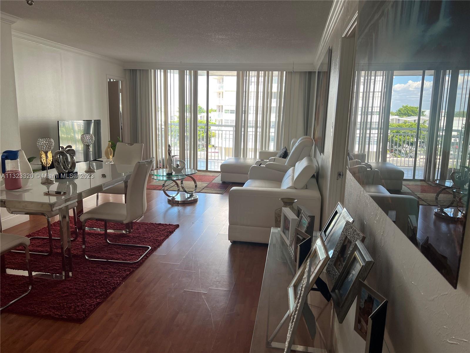 DEL PRADO MARINA - Residential