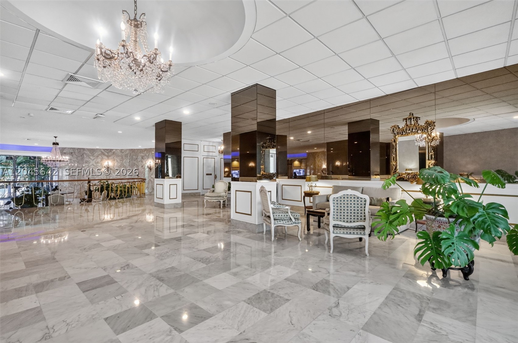 IMPERIAL HOUSE CONDO - Residential
