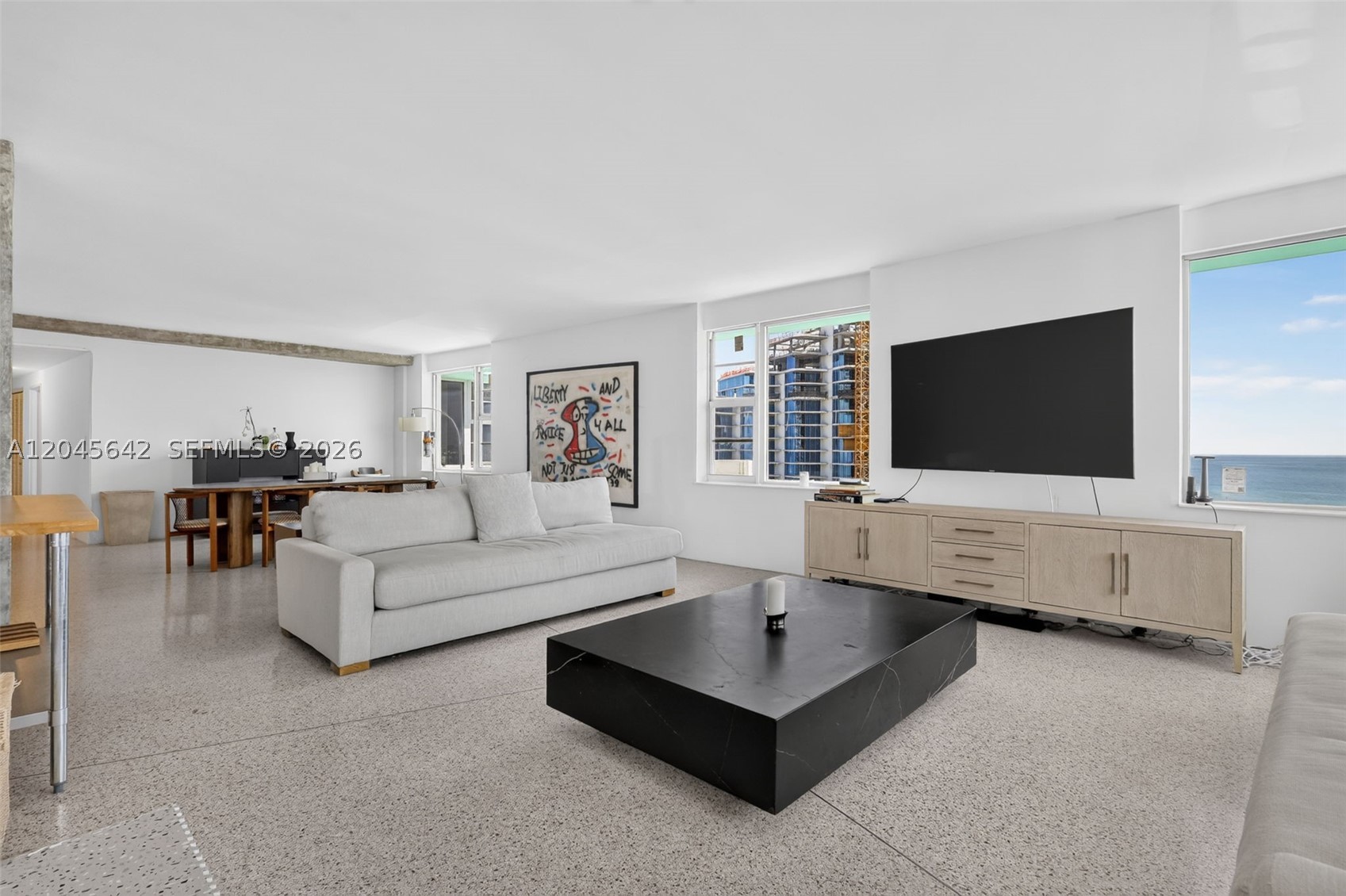 IMPERIAL HOUSE CONDO - Residential