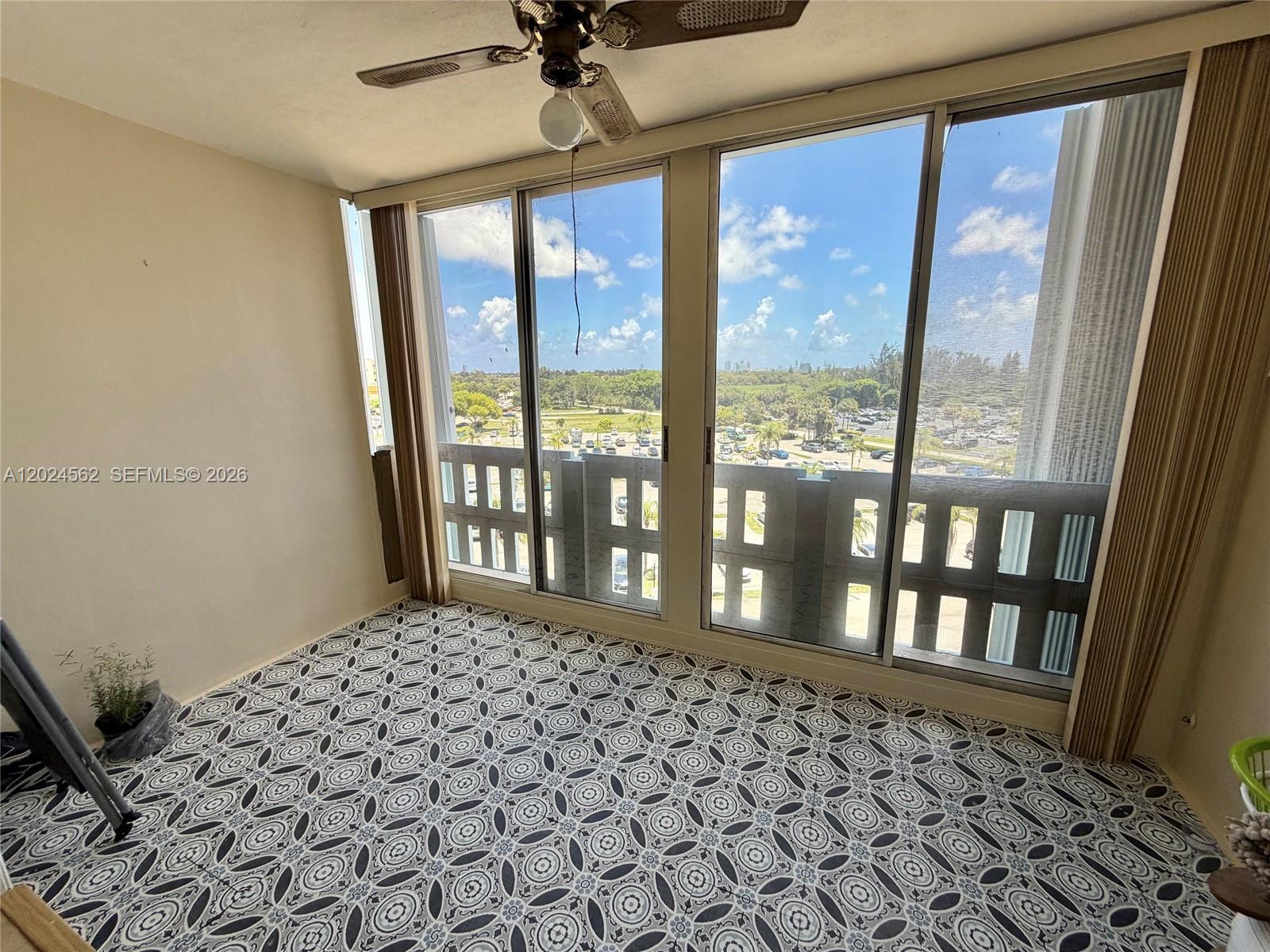 HILLCREST EAST NO 26 COND - Residential