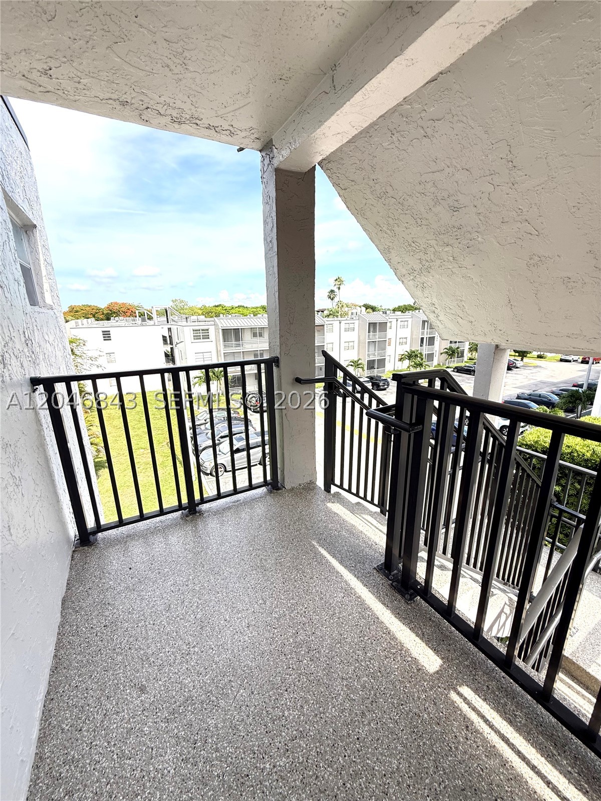 EL CONQUISTADOR SOUTH CON - Residential Lease