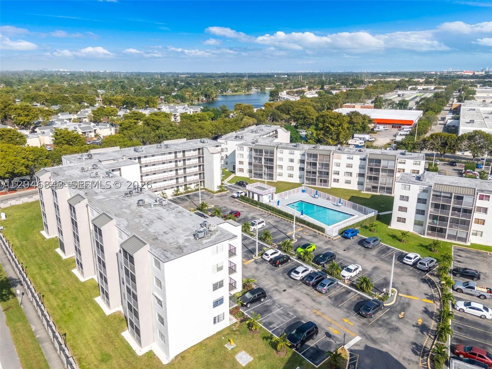 EL CONQUISTADOR SOUTH CON - Residential Lease
