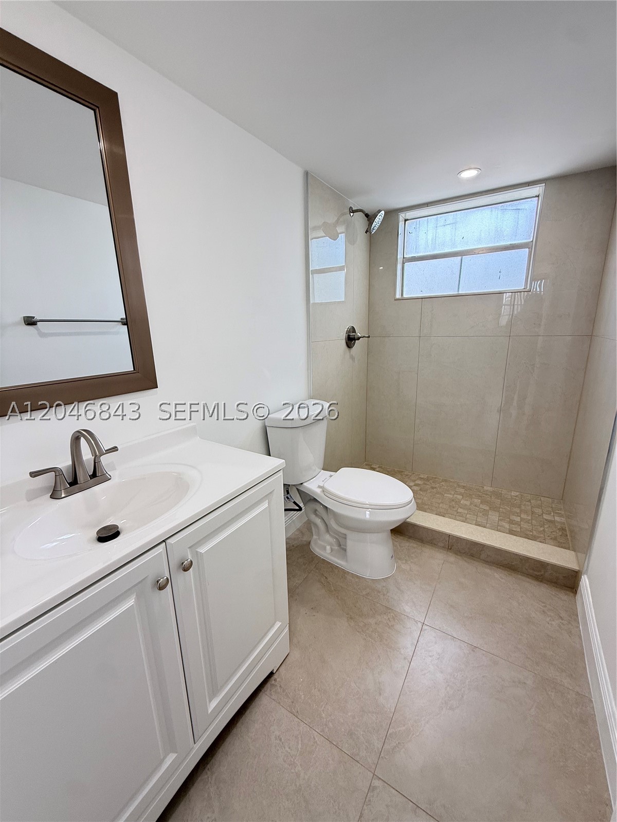 EL CONQUISTADOR SOUTH CON - Residential Lease