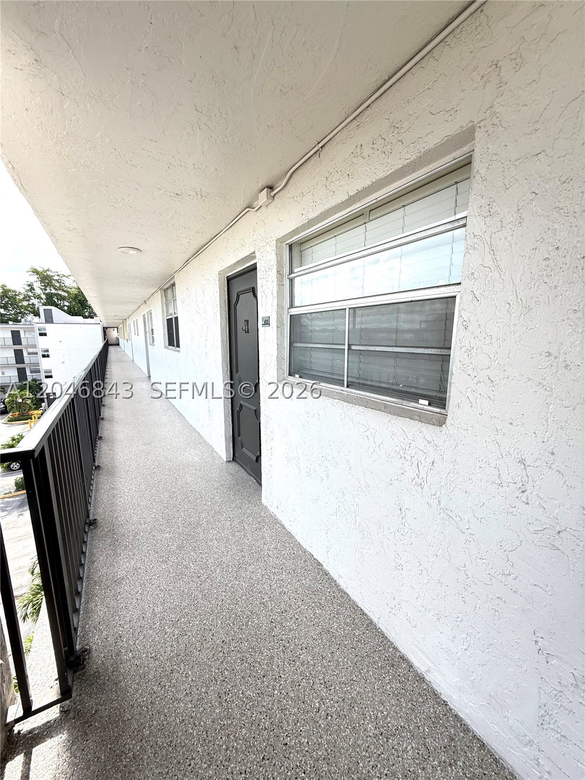 EL CONQUISTADOR SOUTH CON - Residential Lease