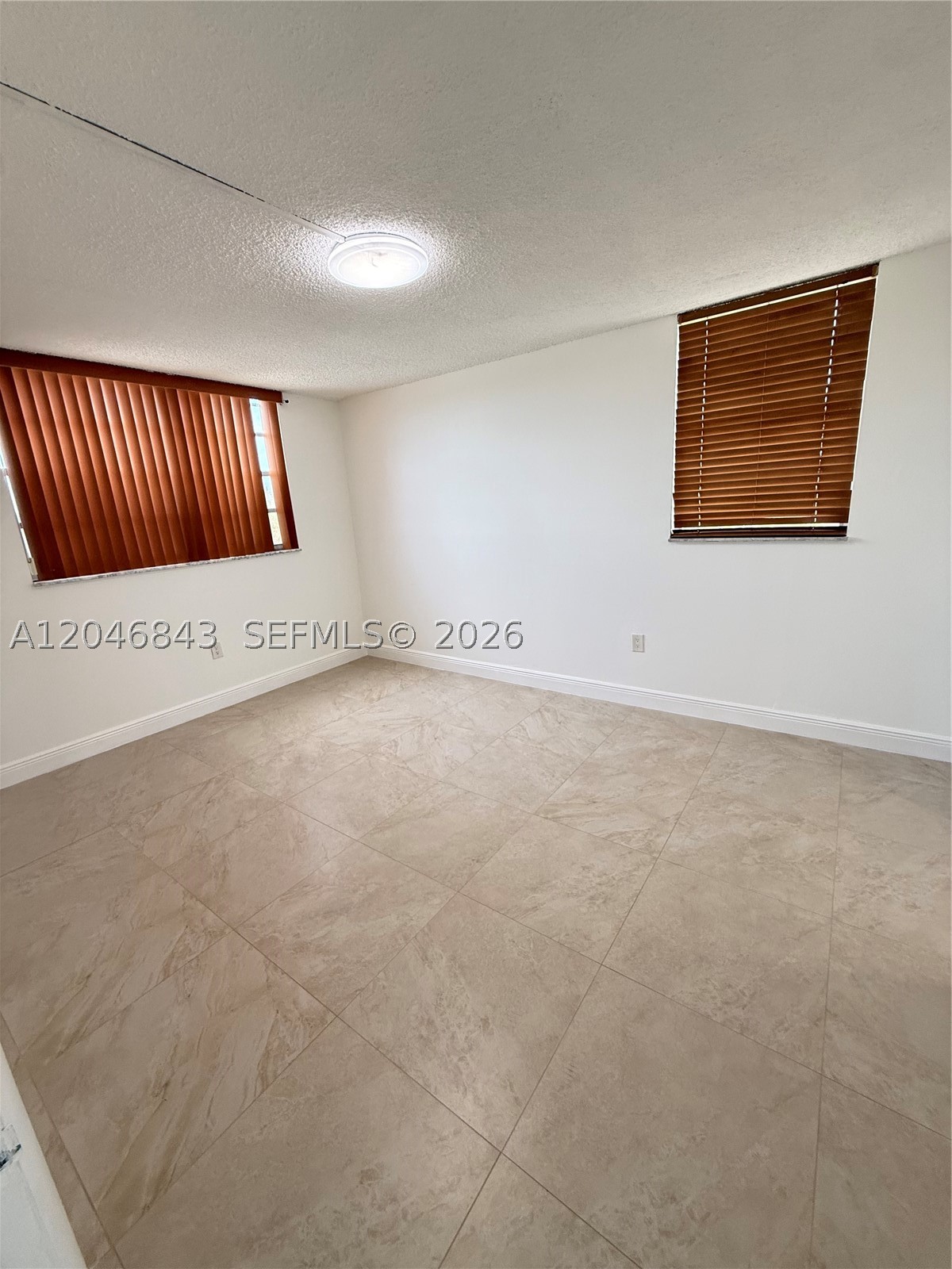EL CONQUISTADOR SOUTH CON - Residential Lease