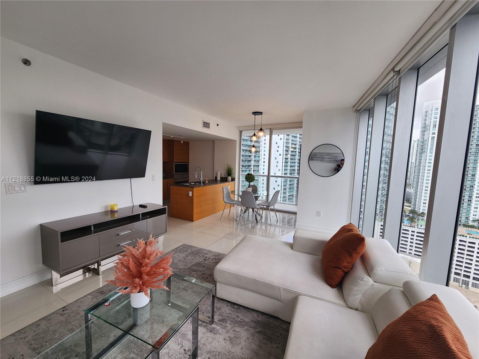 ICON BRICKELL CONDO - Residential