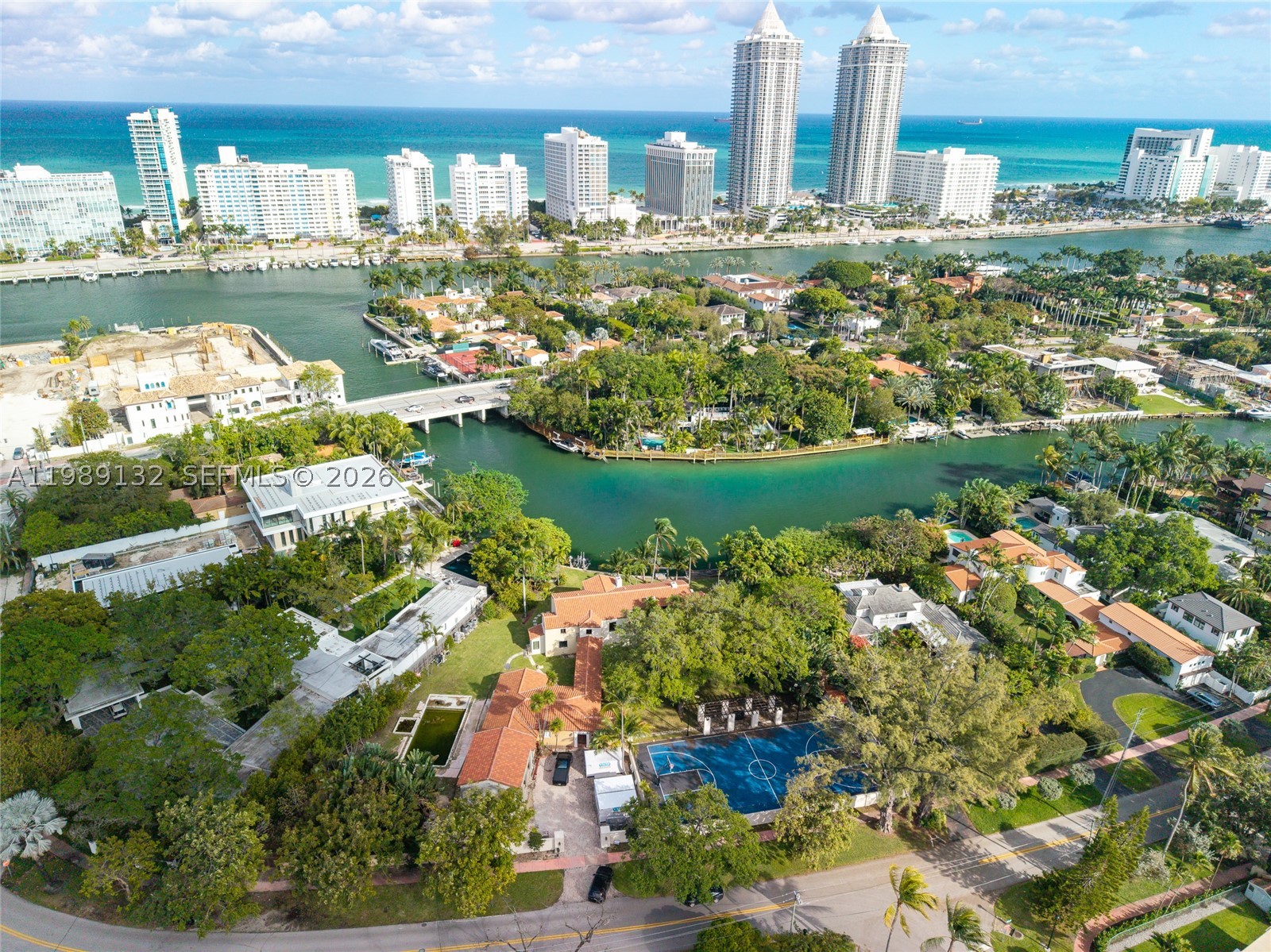 Rare waterfront opportunity on prestigious Lakeview Drive in Miami Beach. Situated on an expansive 47,540 SF lot, this prime property offers endless potential to build a one-of-a-kind estate in one of Miami Beach’s most sought-after neighborhoods. Enjoy direct waterfront living with ocean access, surrounded by luxury homes and just minutes from top dining, shopping, and beaches. A truly exceptional offering for developers or end-users looking to create a signature residence.