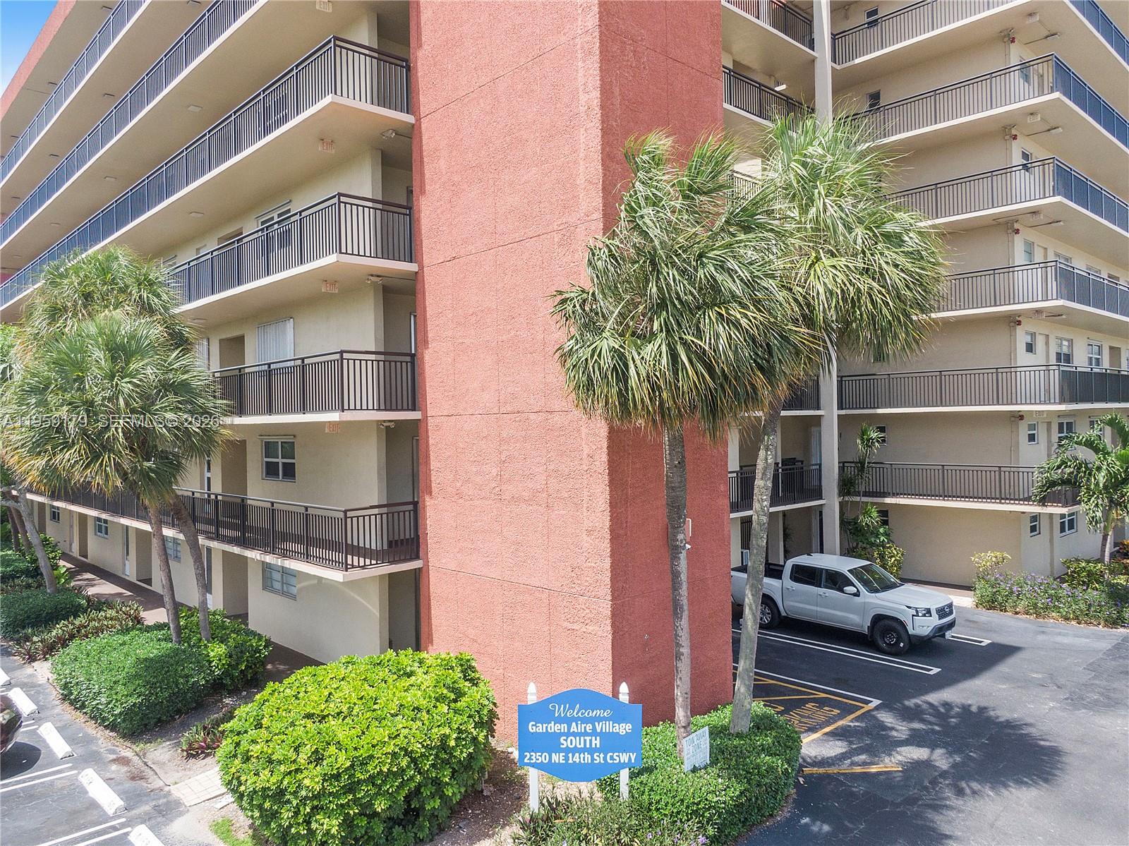 GARDEN-AIRE VILLAGE SOUTH - Residential