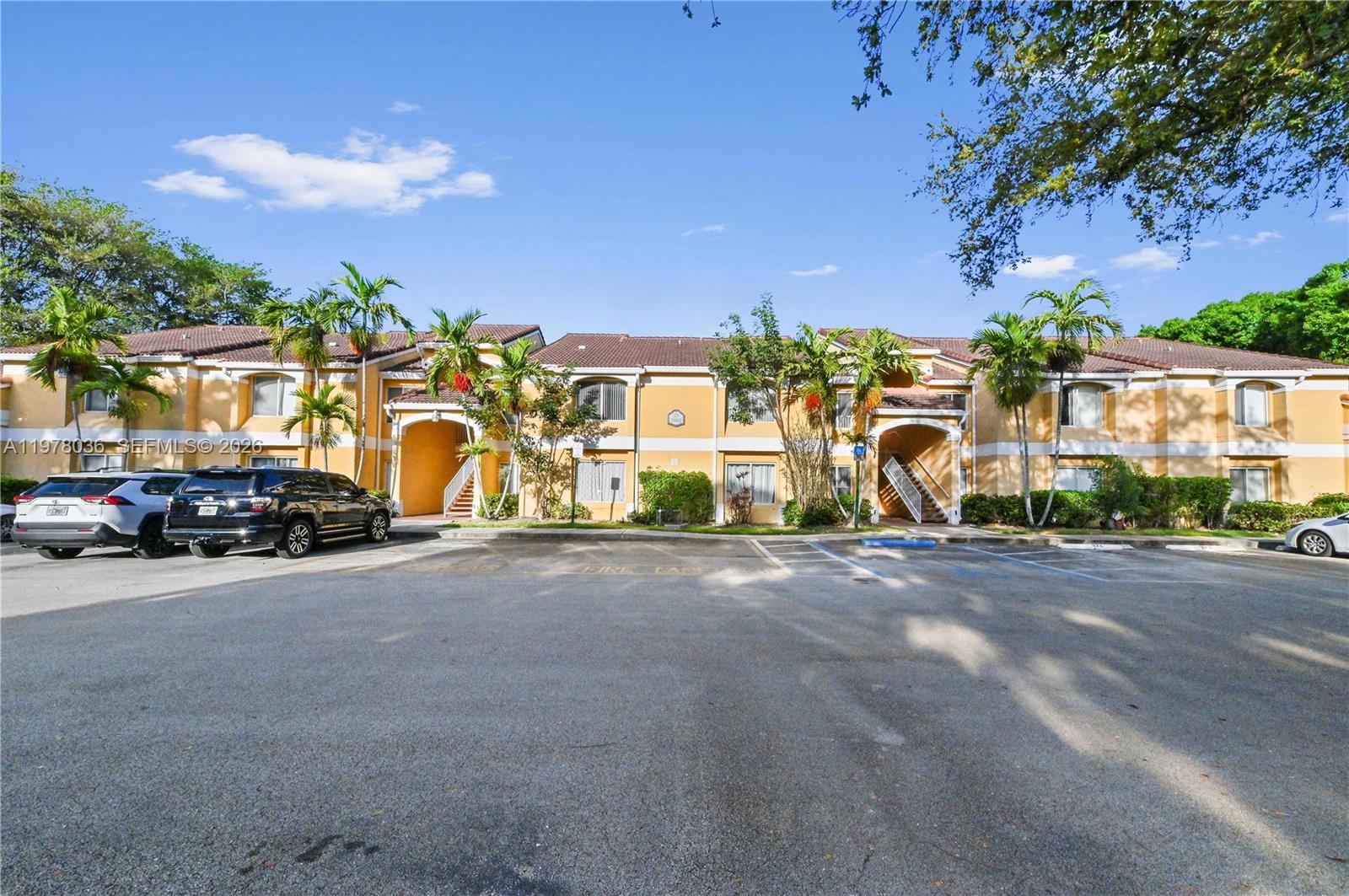 SAILBOAT POINTE CONDO - Residential