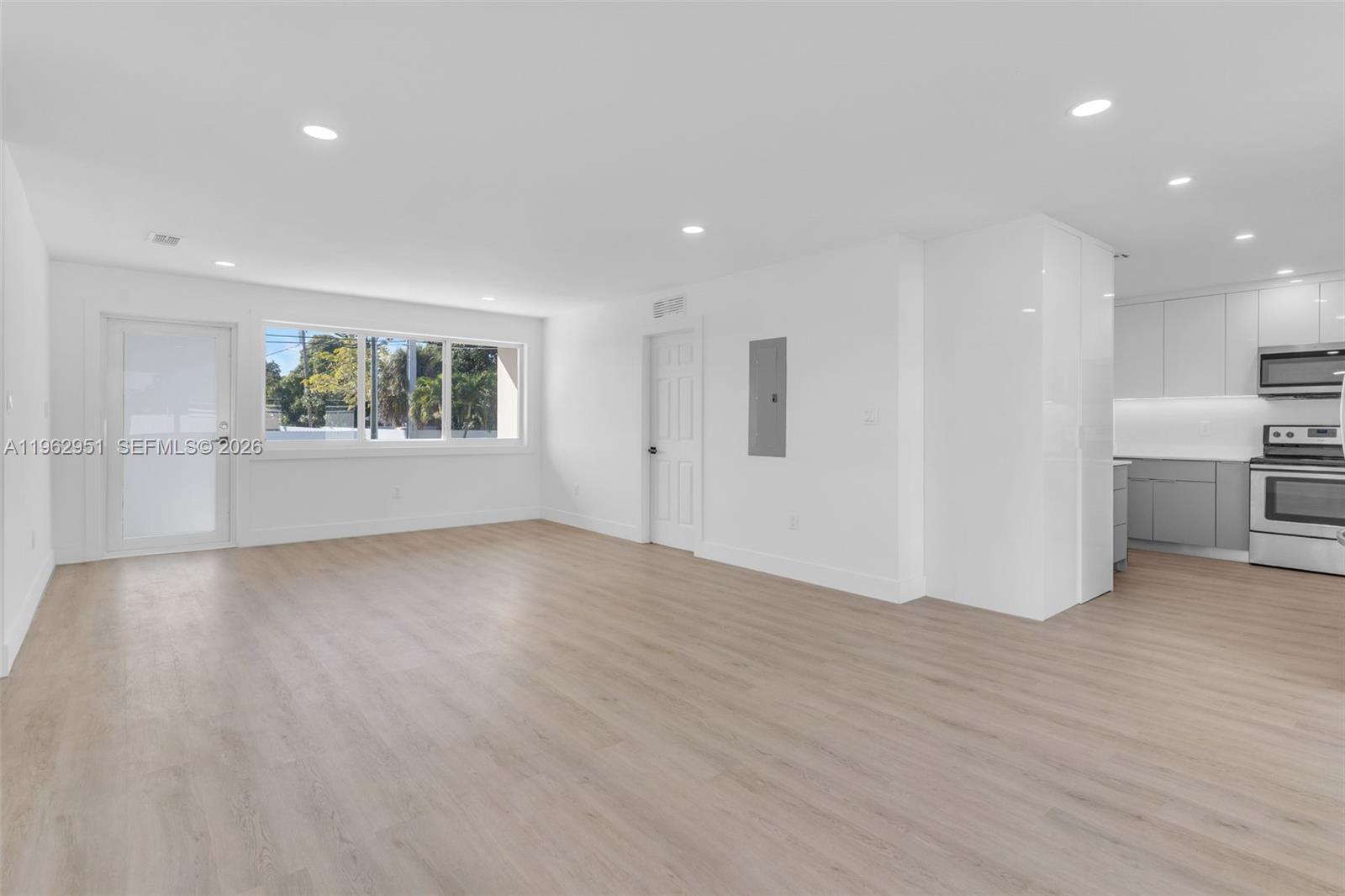 GRATIGNY HEIGHTS 2ND ADDN - Residential