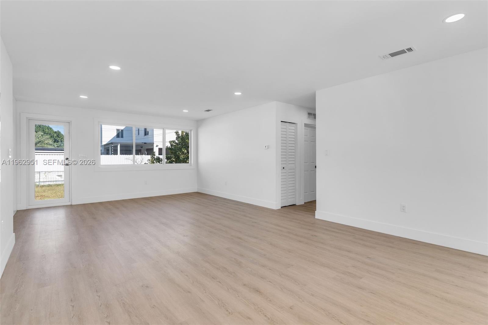 GRATIGNY HEIGHTS 2ND ADDN - Residential