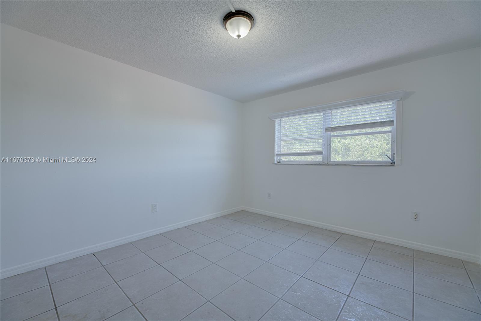 LA BAHIA CONDO - Residential Lease