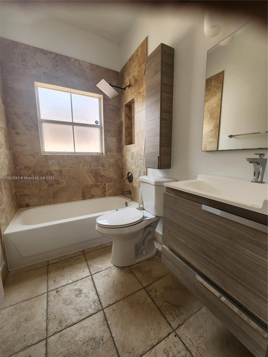 SPANISH LAKES 2ND ADDN - Residential Lease