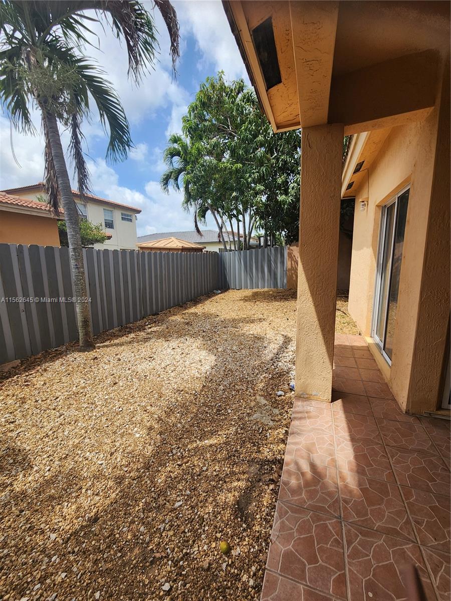 SPANISH LAKES 2ND ADDN - Residential Lease