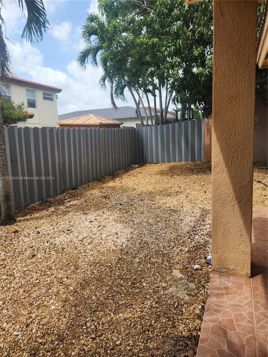 SPANISH LAKES 2ND ADDN - Residential Lease