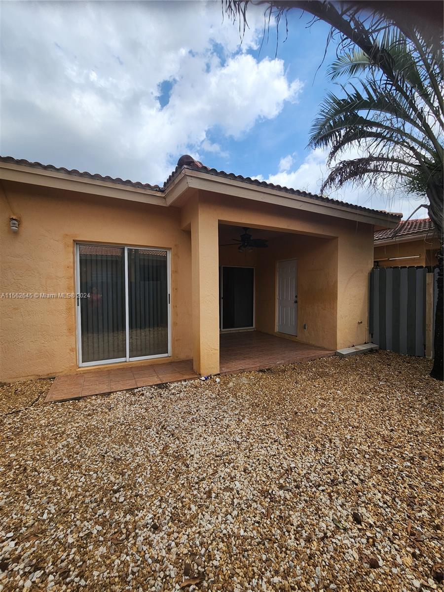SPANISH LAKES 2ND ADDN - Residential Lease