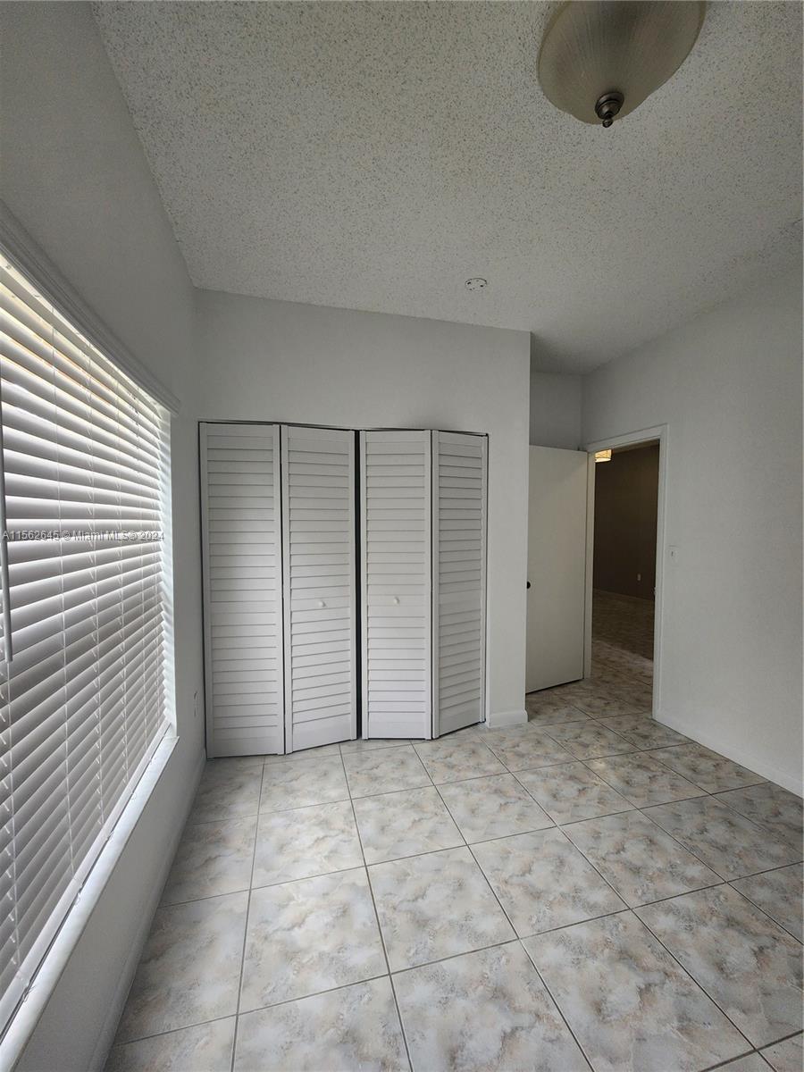 SPANISH LAKES 2ND ADDN - Residential Lease