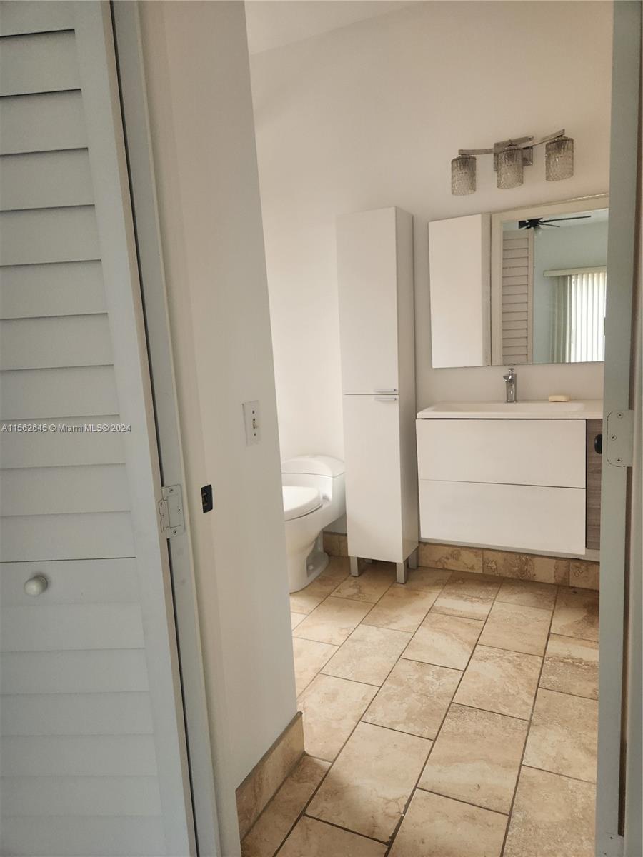 SPANISH LAKES 2ND ADDN - Residential Lease