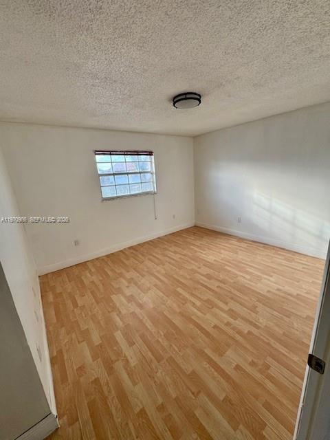 LAMBIANCE TOWNHOMES KENDA - Residential