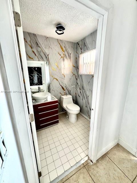 LAMBIANCE TOWNHOMES KENDA - Residential