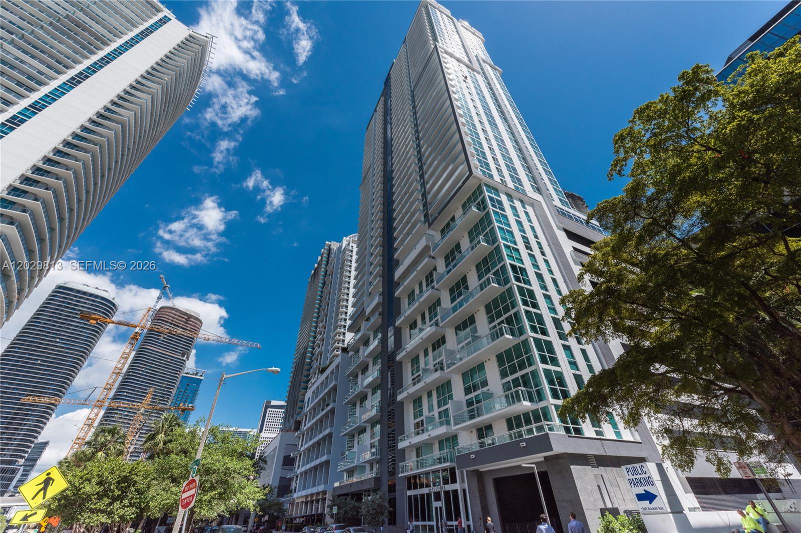 THE BOND - Residential Lease