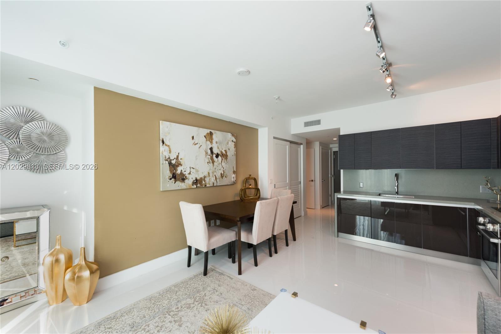 THE BOND - Residential Lease