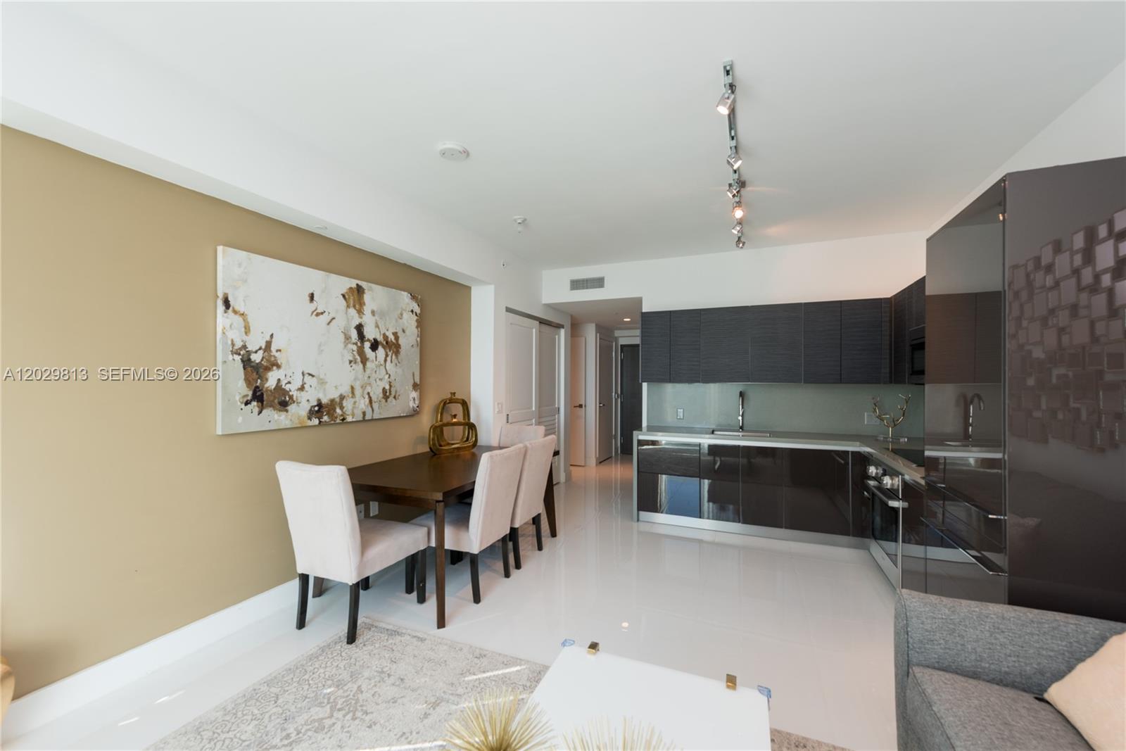 THE BOND - Residential Lease