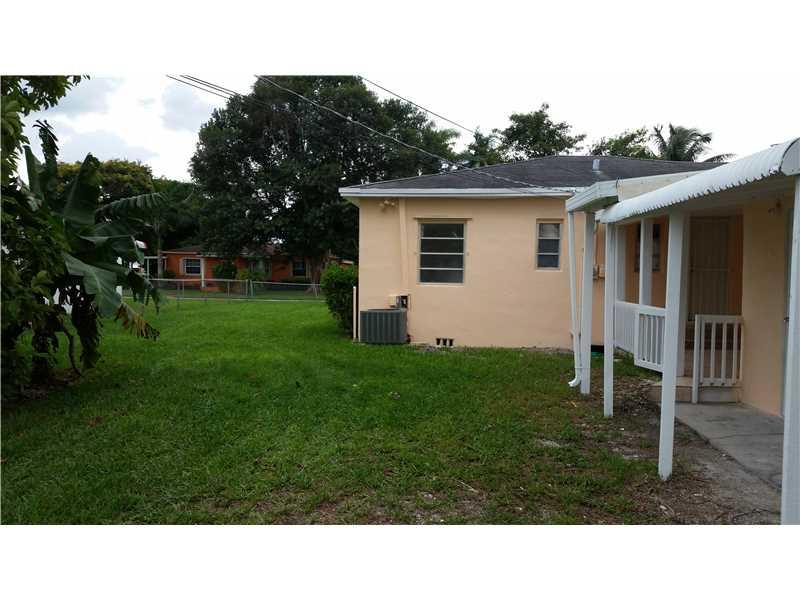 FLAMINGO VILLAGE - Residential