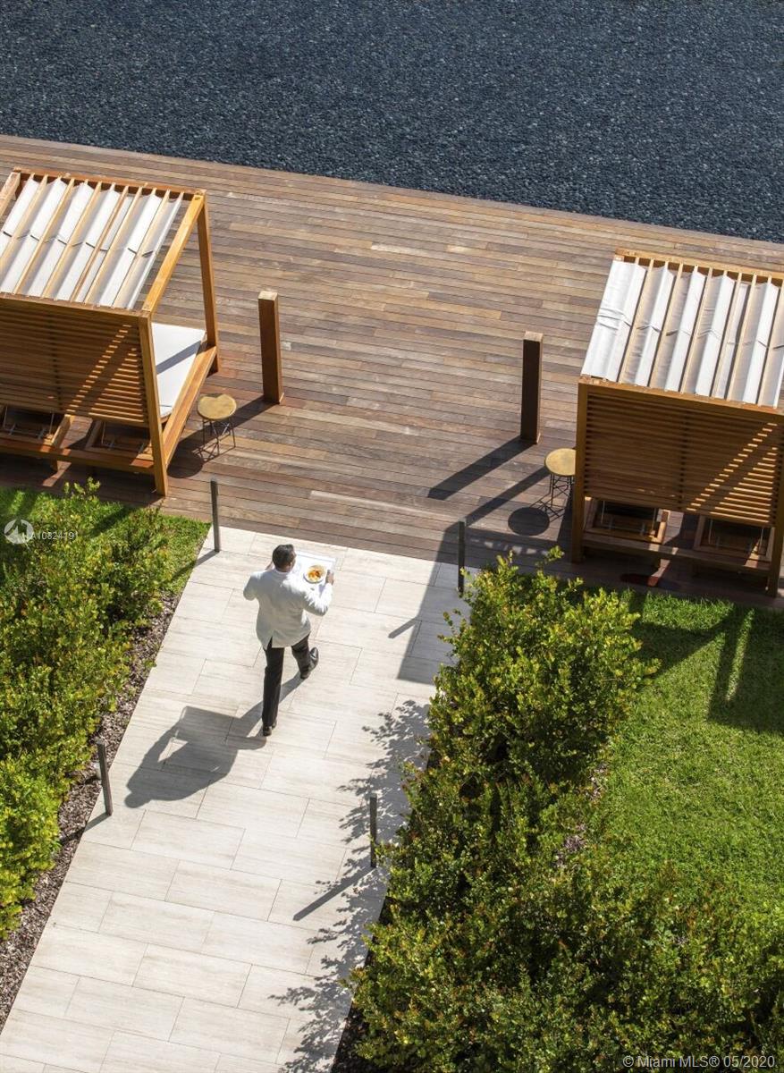 Arte Surfside - Residential