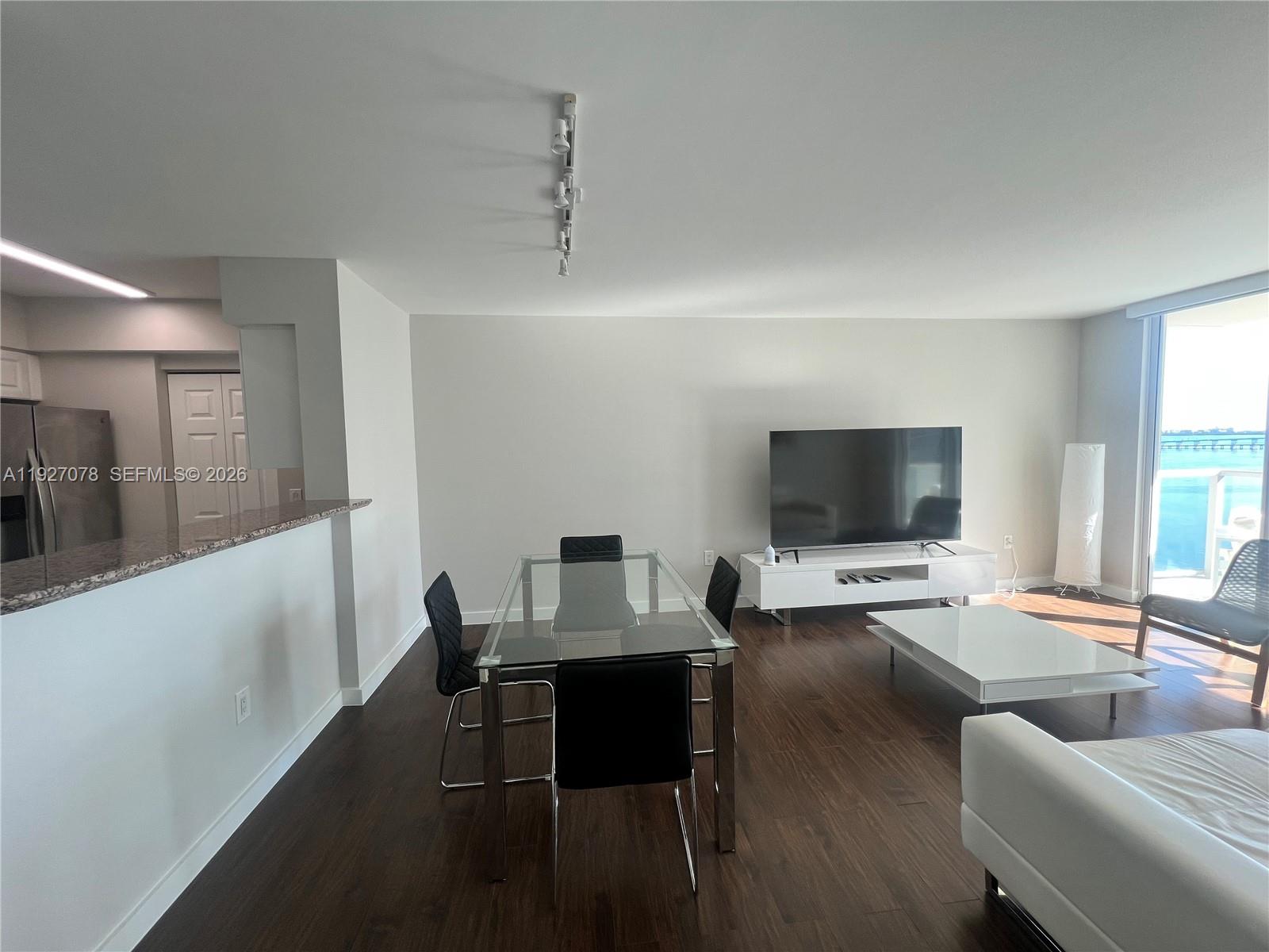 THE MARK ON BRICKELL COND - Residential Lease