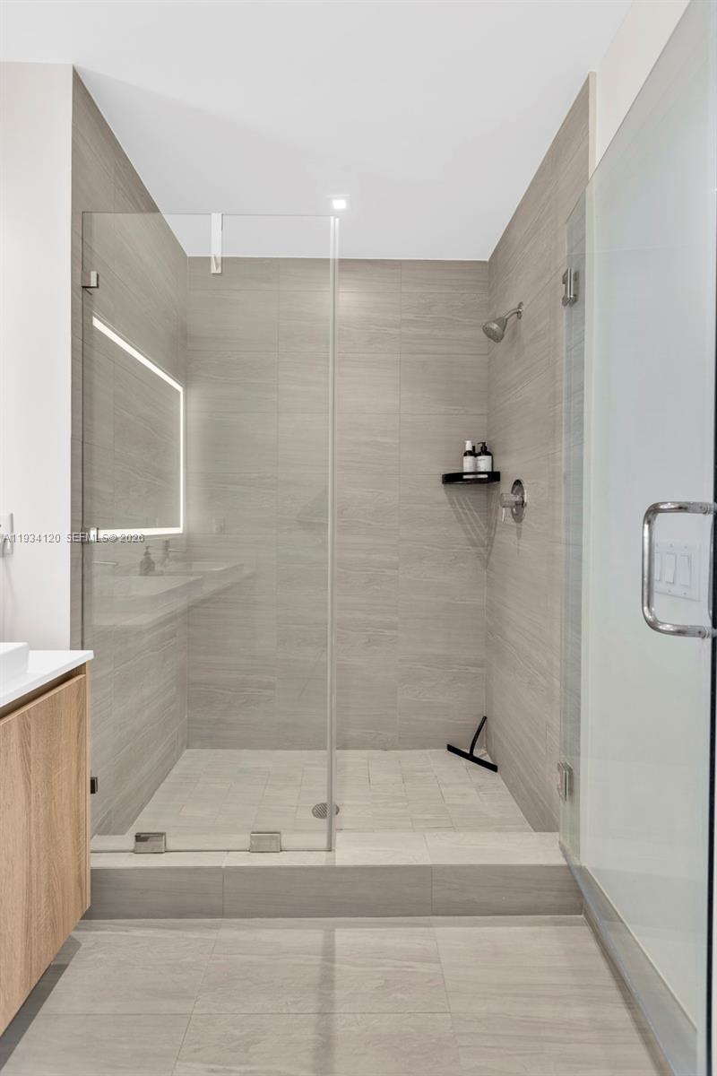Aventura Park Square - Residential