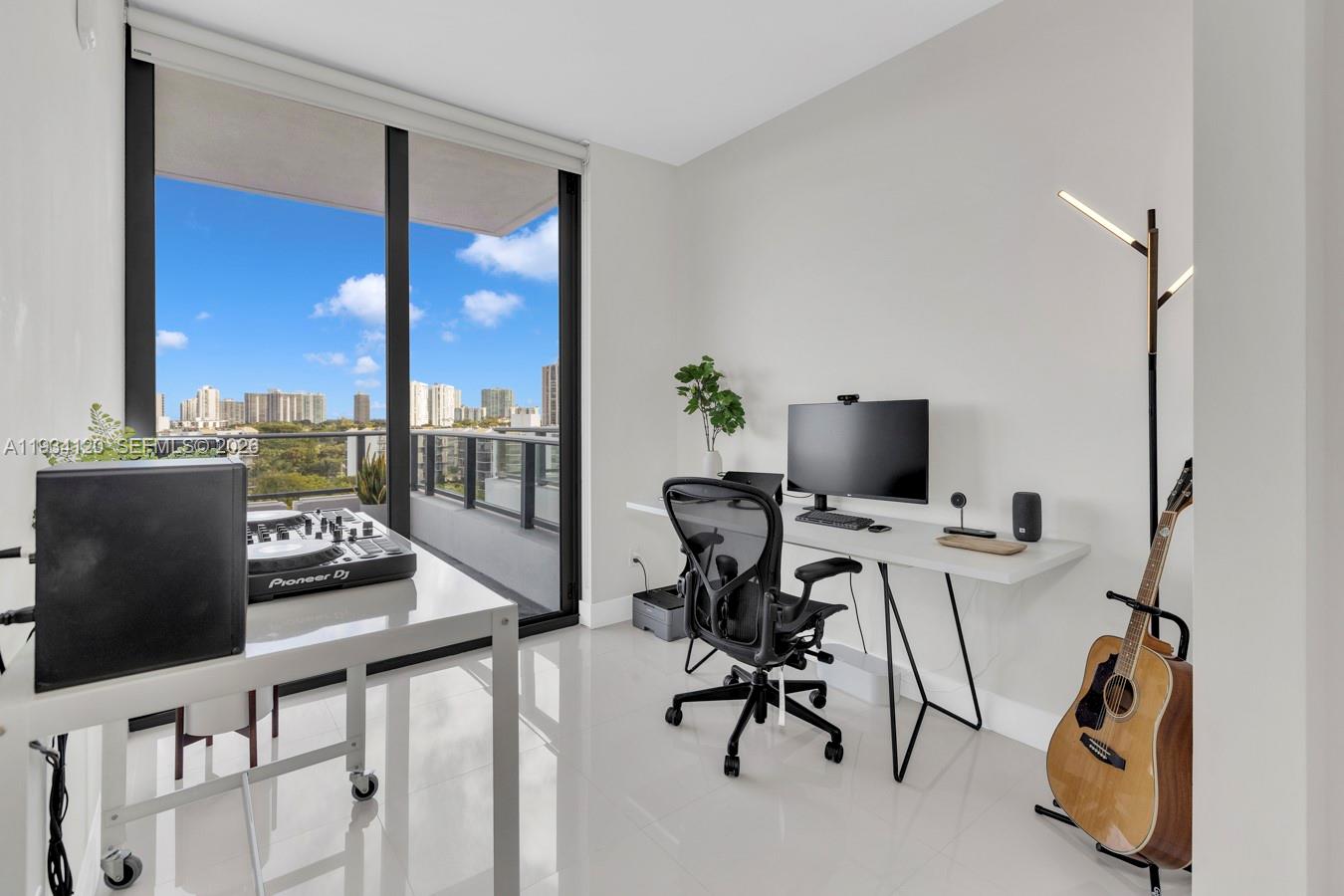 Aventura Park Square - Residential